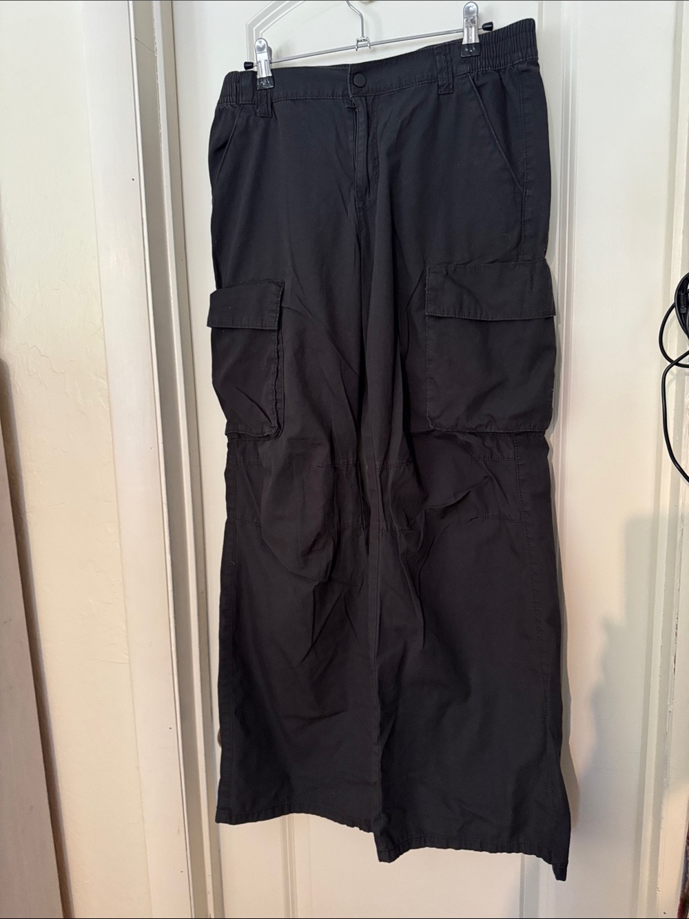 Divided Black Cargo Pants with Utility Pockets size 0